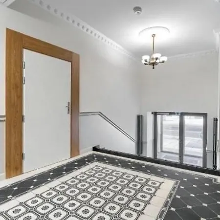 Xgryf Apartment *